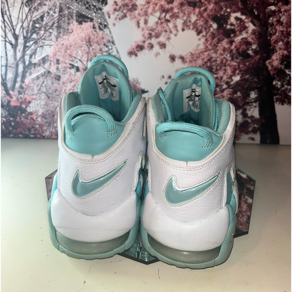 Nike Air More Uptempo 5.5y - Picture 2 of 8